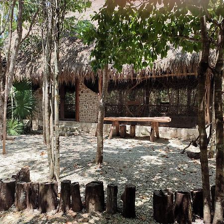 Aldea Maya-Ha Cabanas Con Cenotes Puerto Morelos Extérieur photo