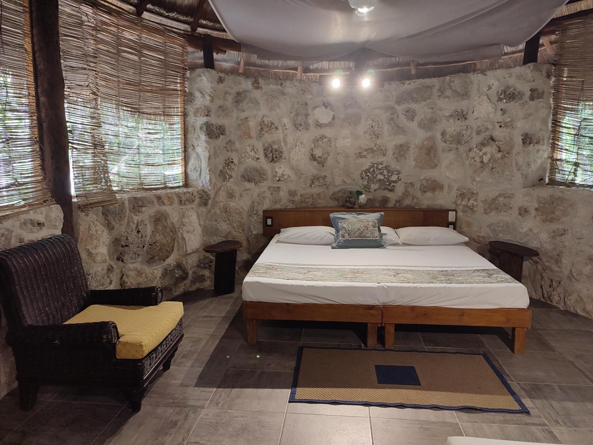 Aldea Maya-Ha Cabanas Con Cenotes Puerto Morelos Extérieur photo